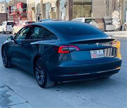 تسلا موديل 3